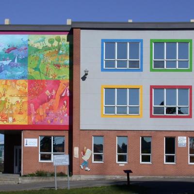 Circuit Mont-Joli:<br/> 10-La Fresque «Ce mur raconte des histoires… d’enfants», <span>2007</span>